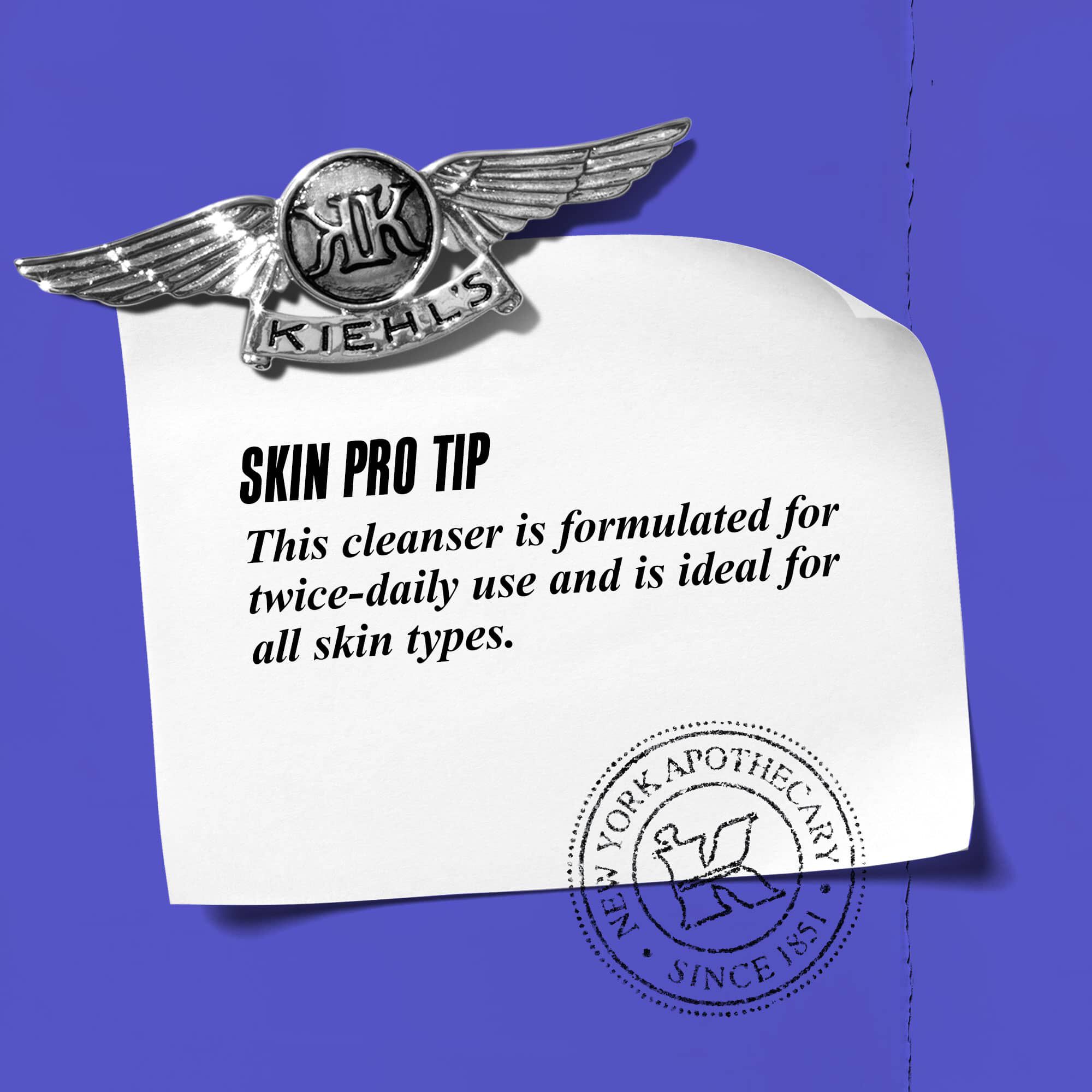 Clearly Corrective™ Brightening & Exfoliating Daily Cleanser