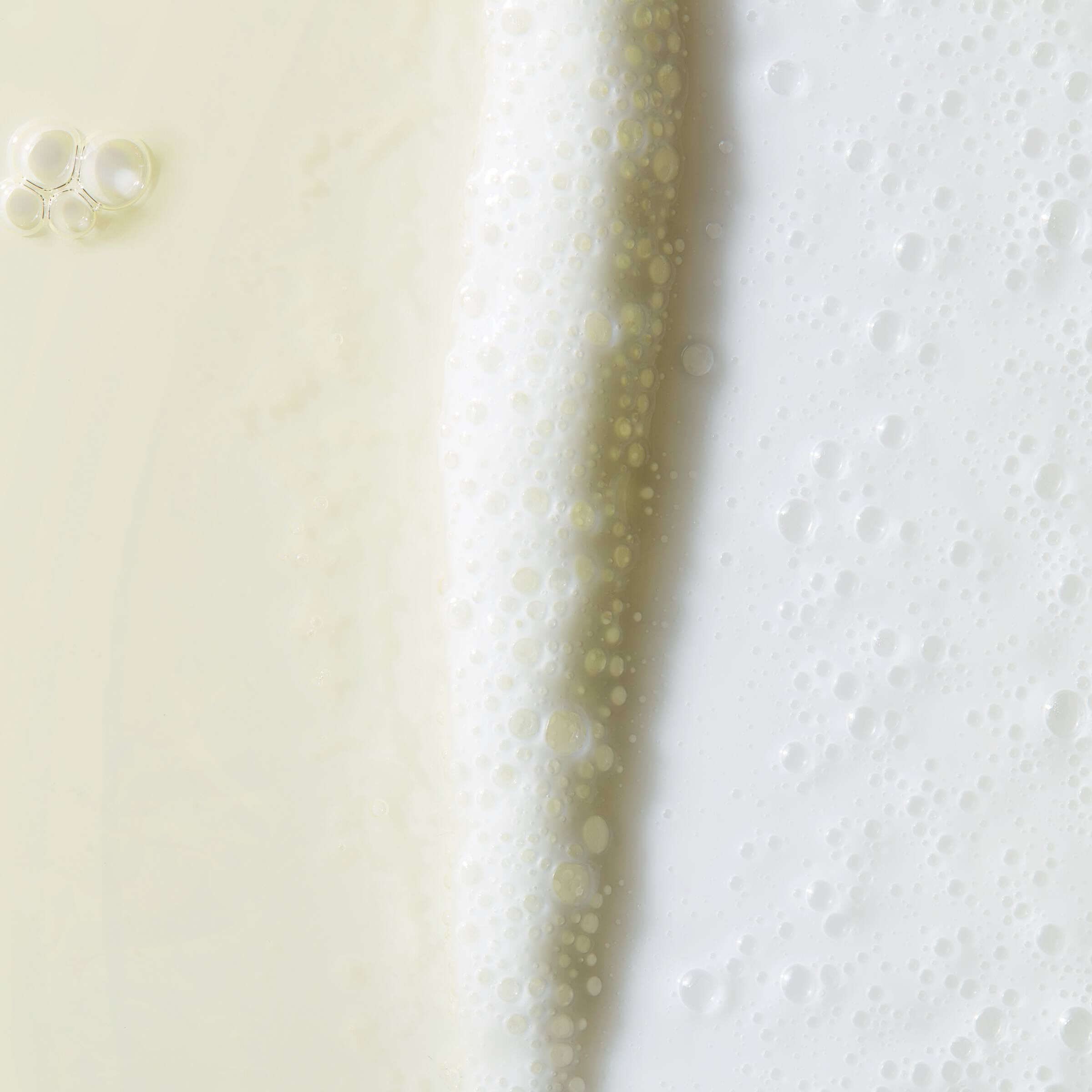 Creme de Corps Smoothing Oil to Foam Body Cleanser