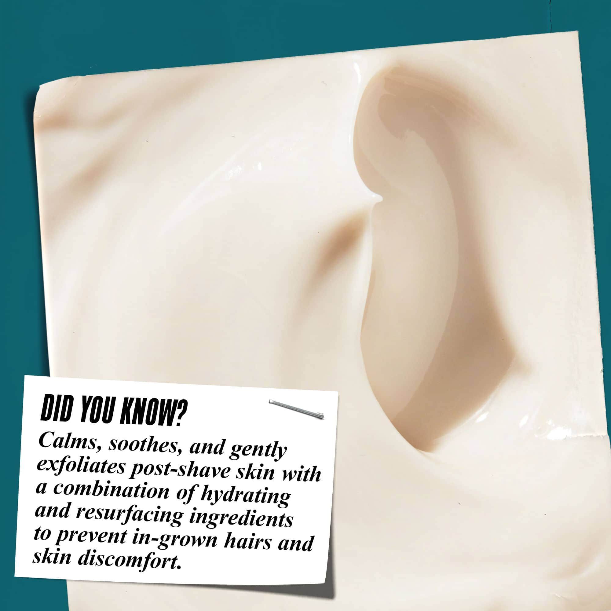 Narbild på konsistensen av Close Shavers Squadron Smooth Glider Precision Shave Lotion. Texten lyder "Visste du att? Lugnar, lindrar och exfolierar varsamt huden efter rakning med återfuktande och hudforyngrande ingredienser for att minska rakningsfinnar och obehag i huden."